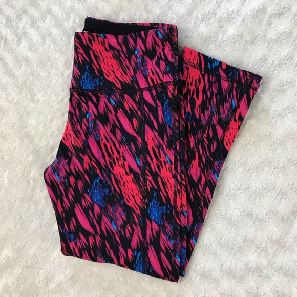 Soma Pants - Soma Sport Leggings Crop Size XS Brushstroke
